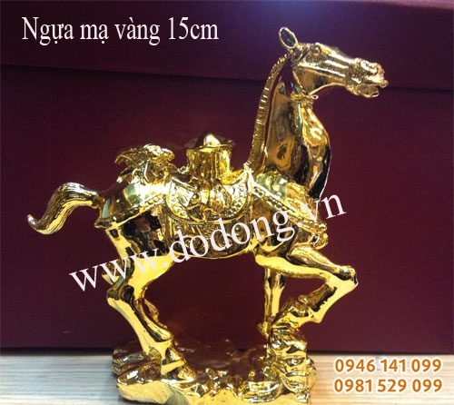 Tượng phong thủy ngựa cõng thỏi vàng mạ vàng Ngựa đồng