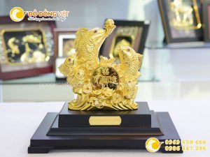 Tượng cá chép vượt vũ môn vàng 24k