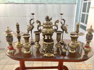 Tìm mua bộ đồ thờ đồng hun giả cổ ở đâu tốt nhất