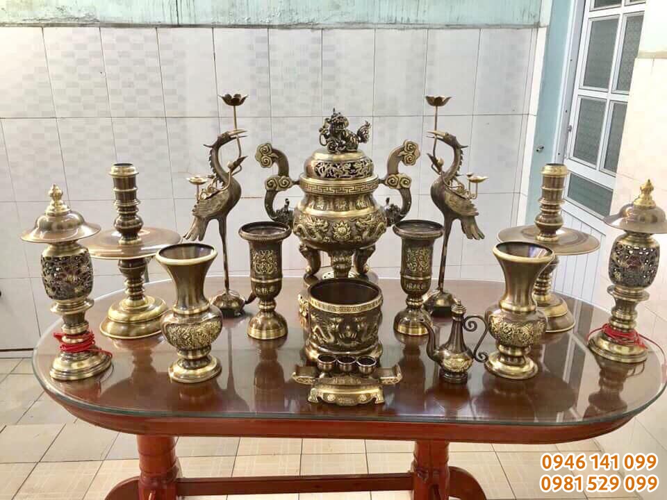 Tìm mua bộ đồ thờ đồng hun giả cổ ở đâu tốt nhất