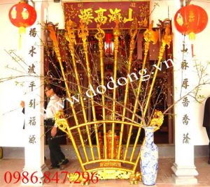 Bát bửu bằng đồng, binh khí 1,8m
