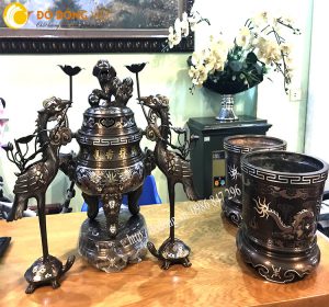 Bộ tam sự ngũ sắc 55cm, đỉnh hạc khảm 5 chữ vàng