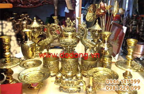 Bộ đồ thờ dapha số 2 ngũ sự trên bàn thờ
