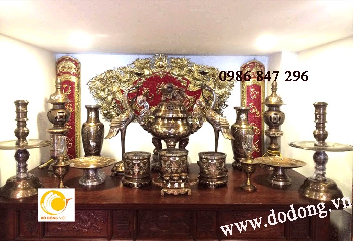 Bộ đồ thờ đồng cao cấp thờ gia tiên khảm vàng bạc