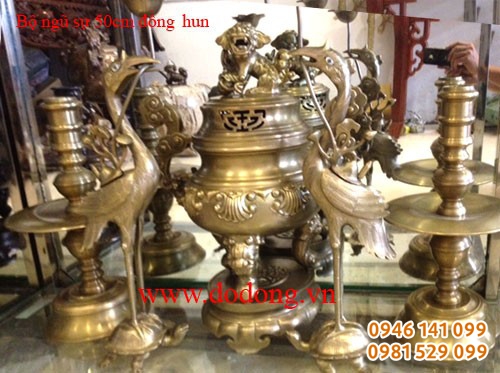 Bộ đồ thờ truyền thống hoa sòi đồng da cua 50 cm
