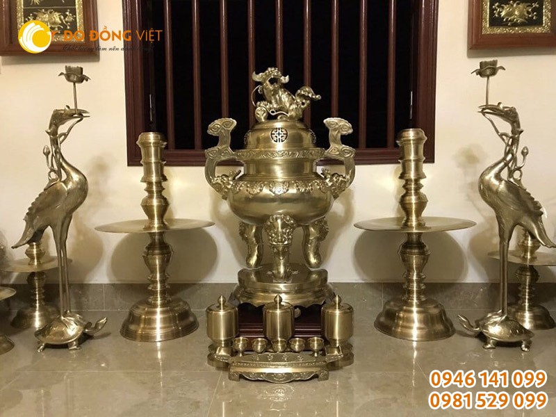 Bộ đỉnh đồng thờ cúng ngũ sự bằng đồng vàng cao 60 cm