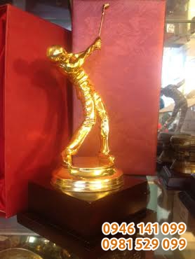 Giai golf mạ vàng 24k tượng đồng golf cup golf