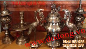 Đỉnh thờ khảm ngũ sắc