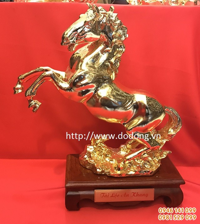 Ngựa phi nước đại, tượng ngựa mạ vàng 28cm