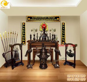 Bàn thờ Đại tướng và cách trang trí trong cơ quan