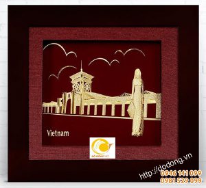 Qùa lưu niệm sài gòn, tranh cổng chợ bến thành hcm