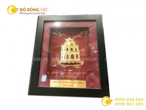 Tranh khung cảnh Hồ Gươm vàng lá 3d tinh xảo