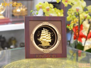 Quà tặng tranh vàng 24k thuận buồm xuôi gió
