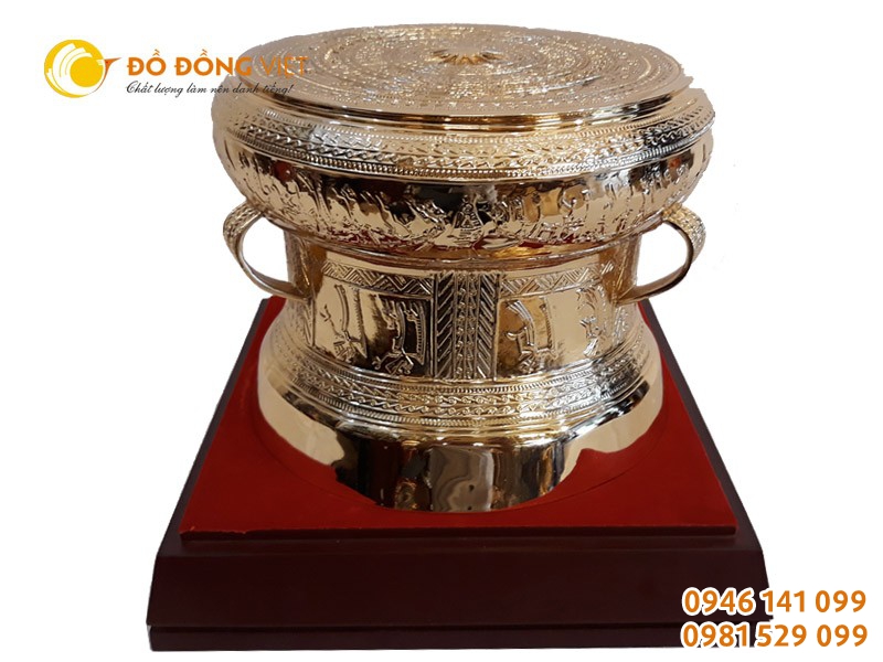 Trống đồng lưu niệm mạ vàng, quà tặng trống đồng mạ vàng cao cấp
