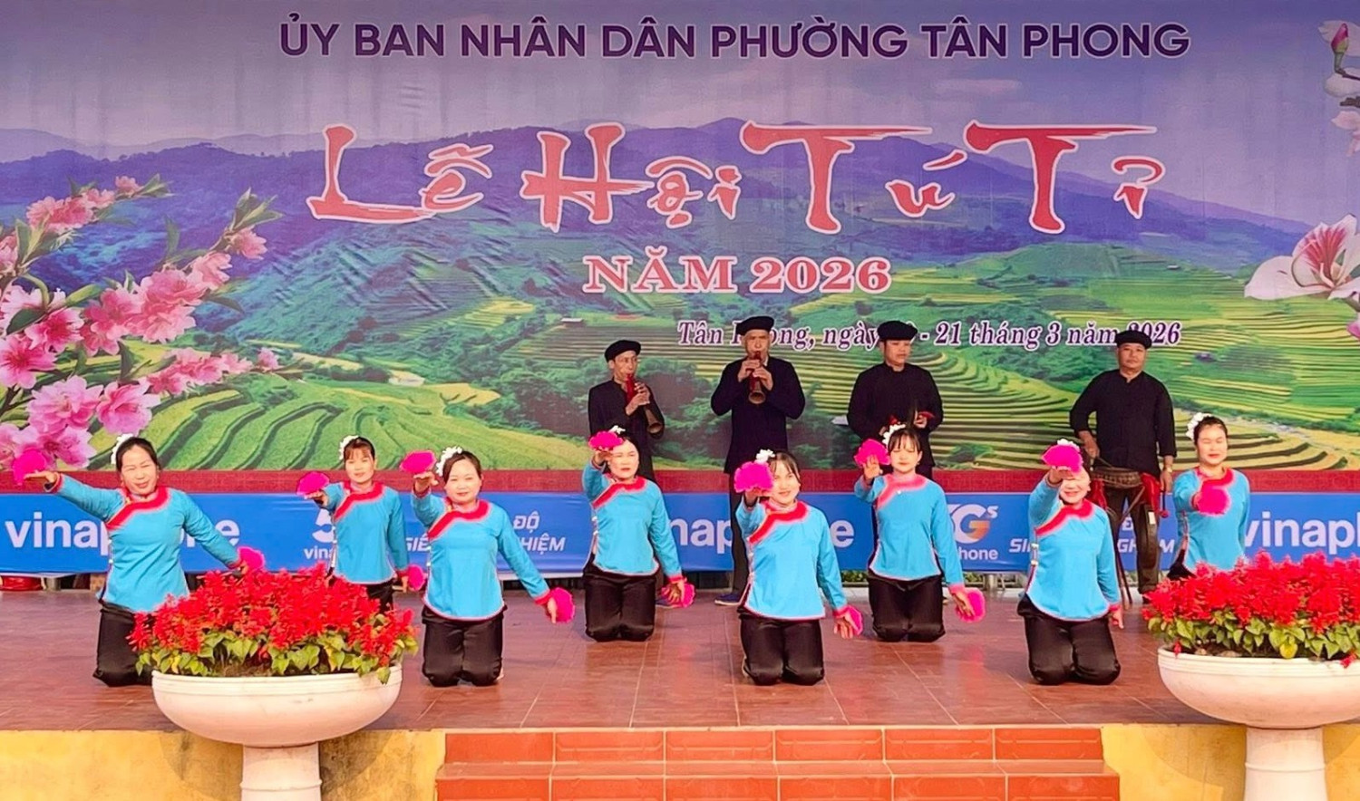 Lễ hội Tú tỉ được duy trì tổ chức dịp đầu năm mới hằng năm Ảnh Báo Văn Hóa